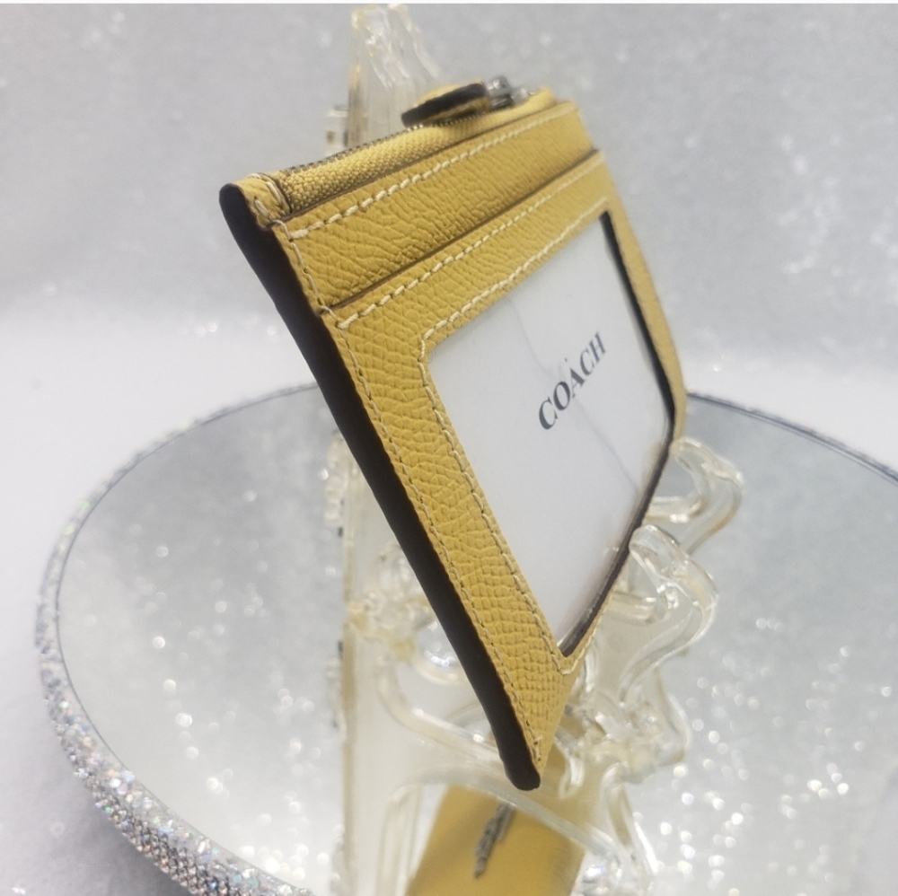 Coach Mini Skinny ID Window Card Case Keyring  Sleek Compact Retro Yellow - Picture 6 of 10